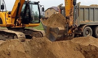 Выкопать яму экскаватором в Сасово от 940 руб. - 2Землекопа-Ссв